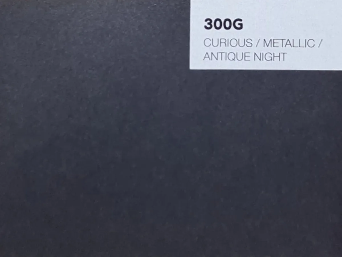 300G Curious / metallic / antique night